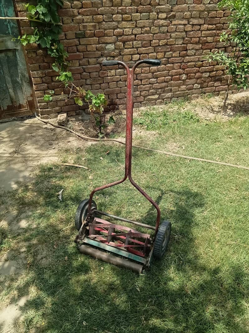 Grass cutting machine 0