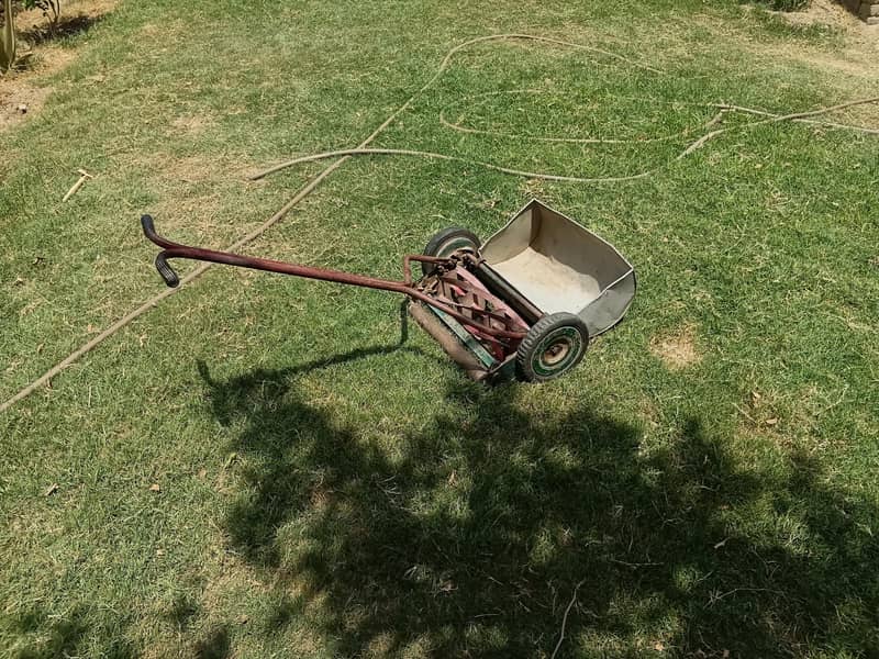 Grass cutting machine 1