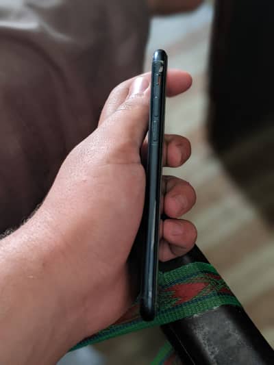 Apple iPhone SE2022 jv for sell