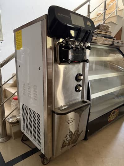 Double Flavour Cone Icecream Machine