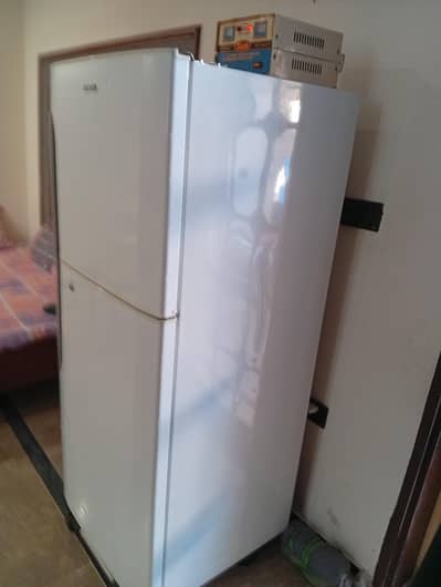 Imported used Hitachi Fridge 14 c. feet