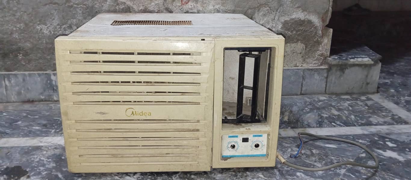 Midea Window AC 0
