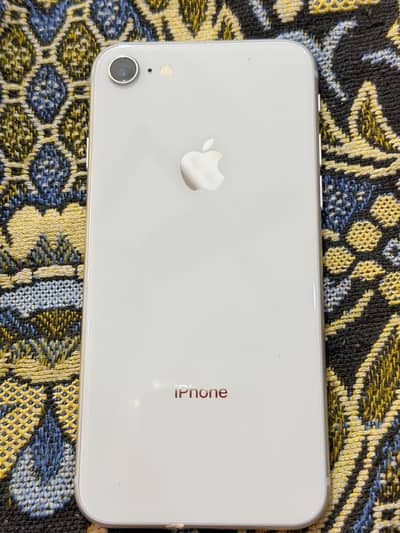 Apple iPhone 8