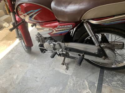 Yamaha janoon 100