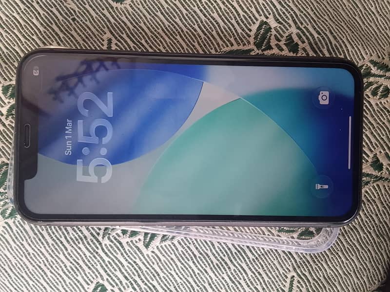 iPhone 11 11