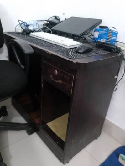computer table