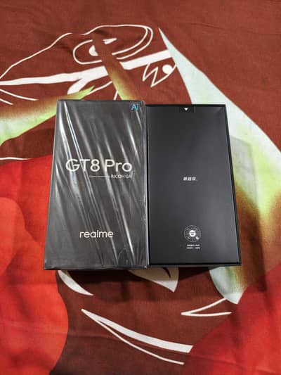 Realme GT 8  Pro