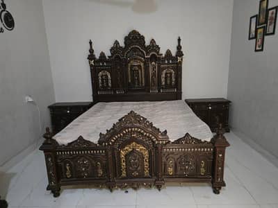 Chinioti Bed set with dressing and side tables.