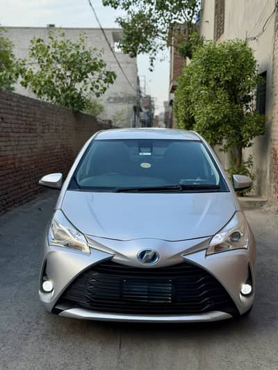 Toyota Vitz 2017