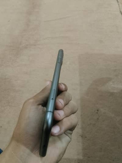 Apple iPhone 11 64 GB Bast Camera 10by10