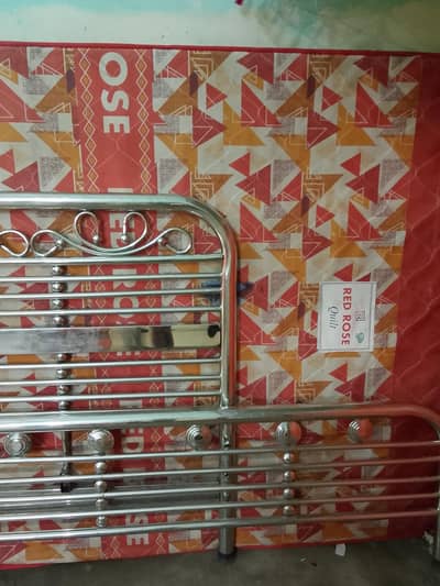 dubel bed