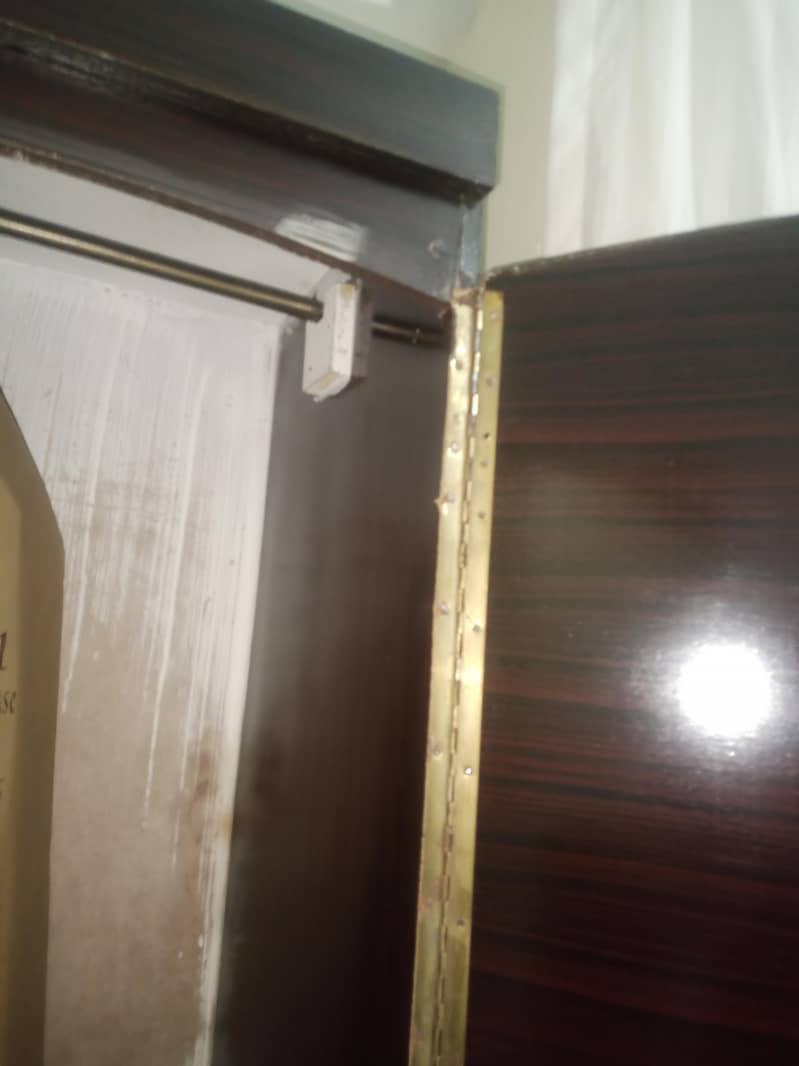 wardrobe 4