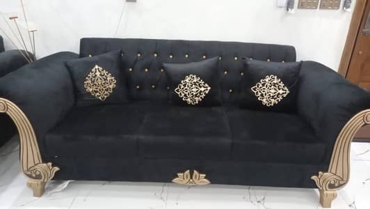 Luxury Black Velvet Sofa Set – Elegant Comfort 11 Seater Sofa Set