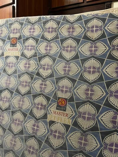 2 Mattress for sale 1 spring 1 foam