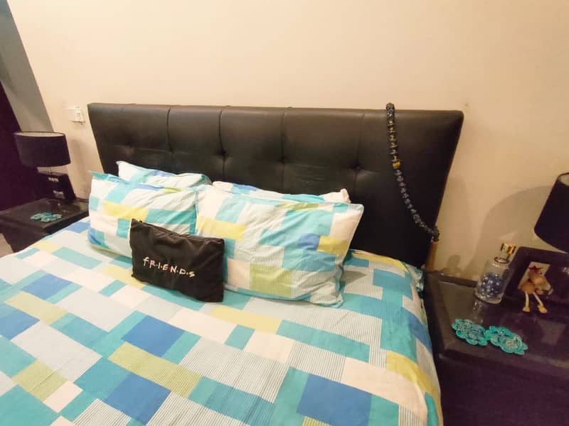 King Size Bed 1
