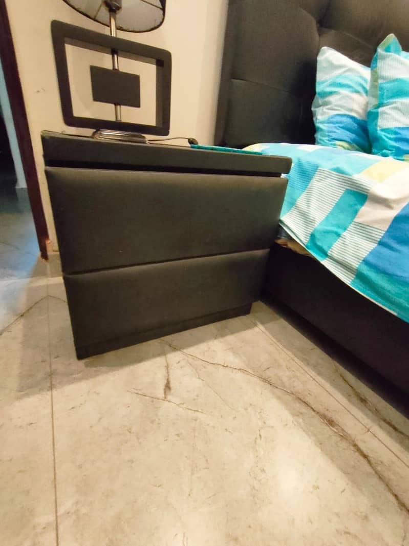 King Size Bed 2