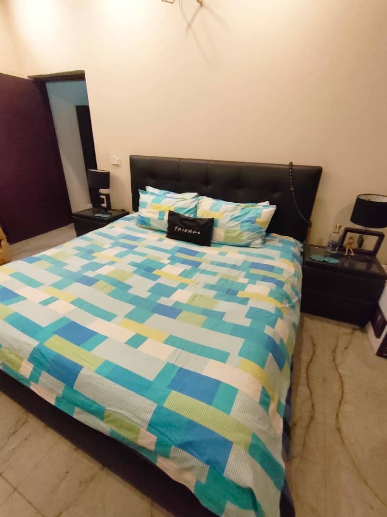 King Size Bed 4