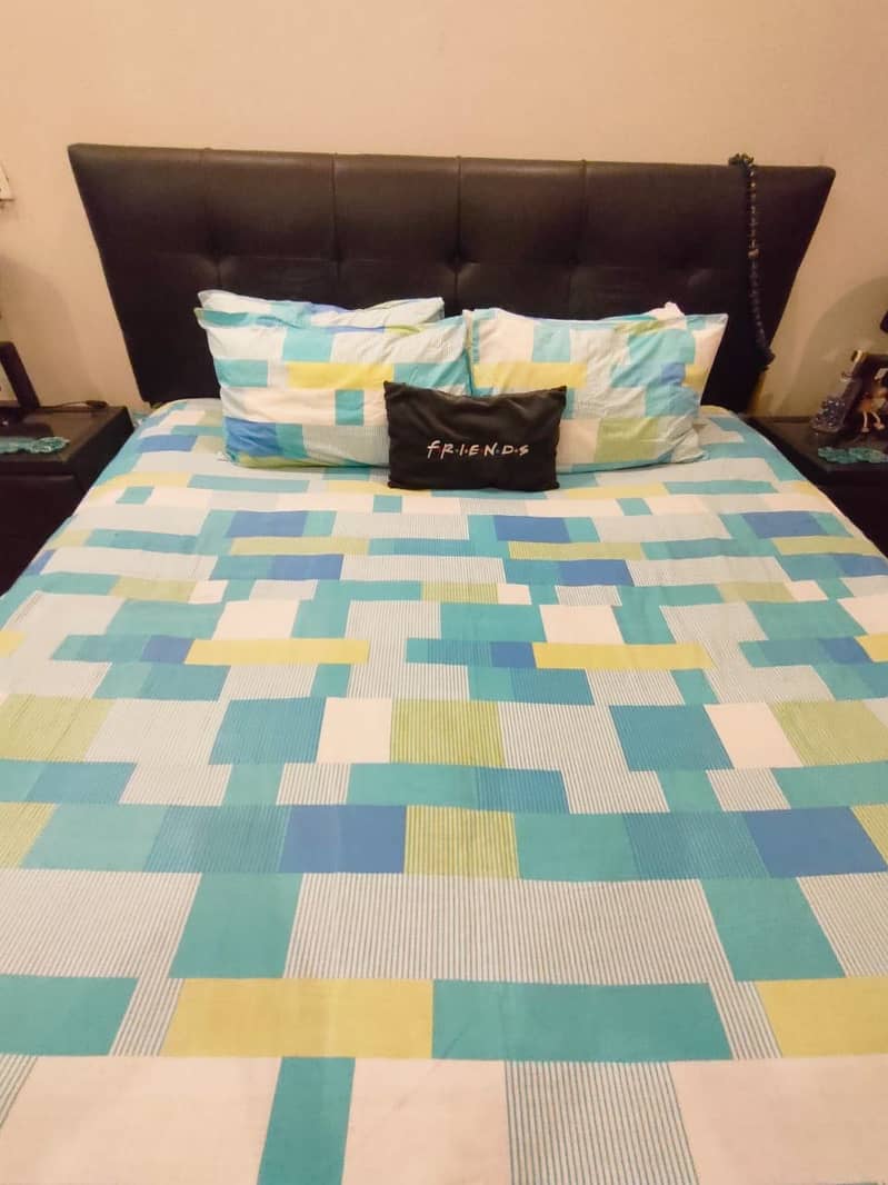 King Size Bed 5