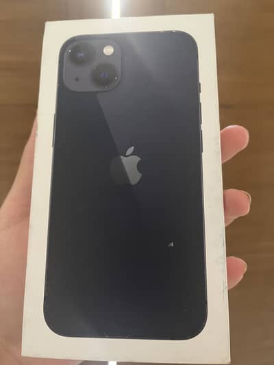 Apple iPhone 13