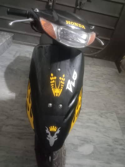 Scooty for sale