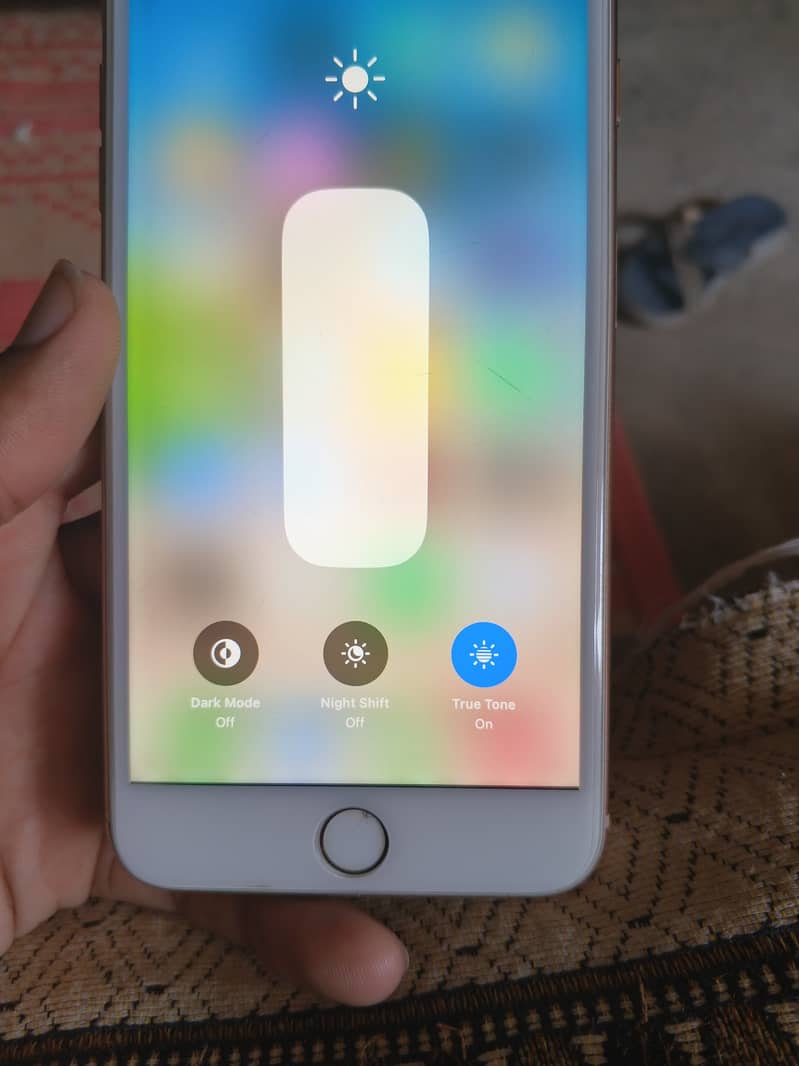 Apple iPhone 8 Plus 2