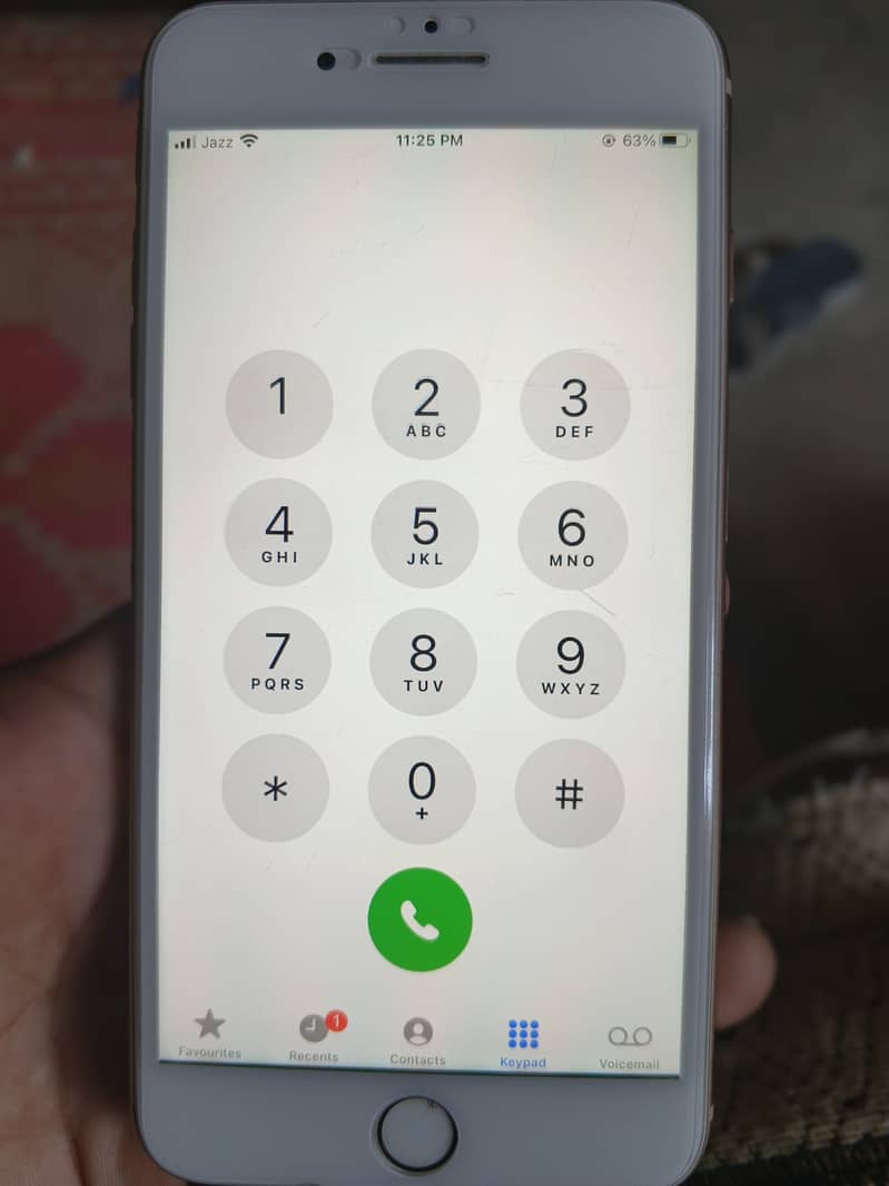Apple iPhone 8 Plus 3
