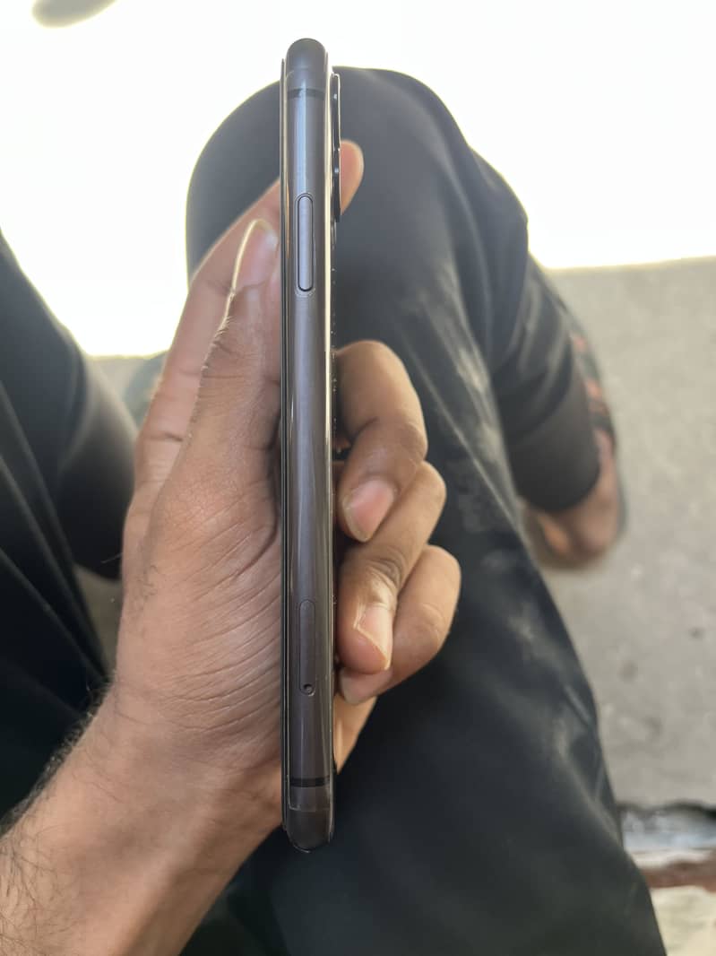 Iphone11 3