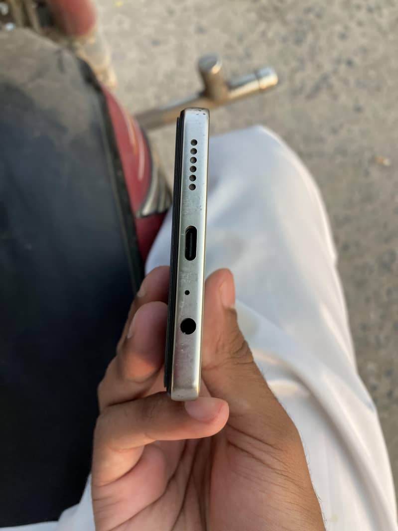 Tecno CAMON 30 4