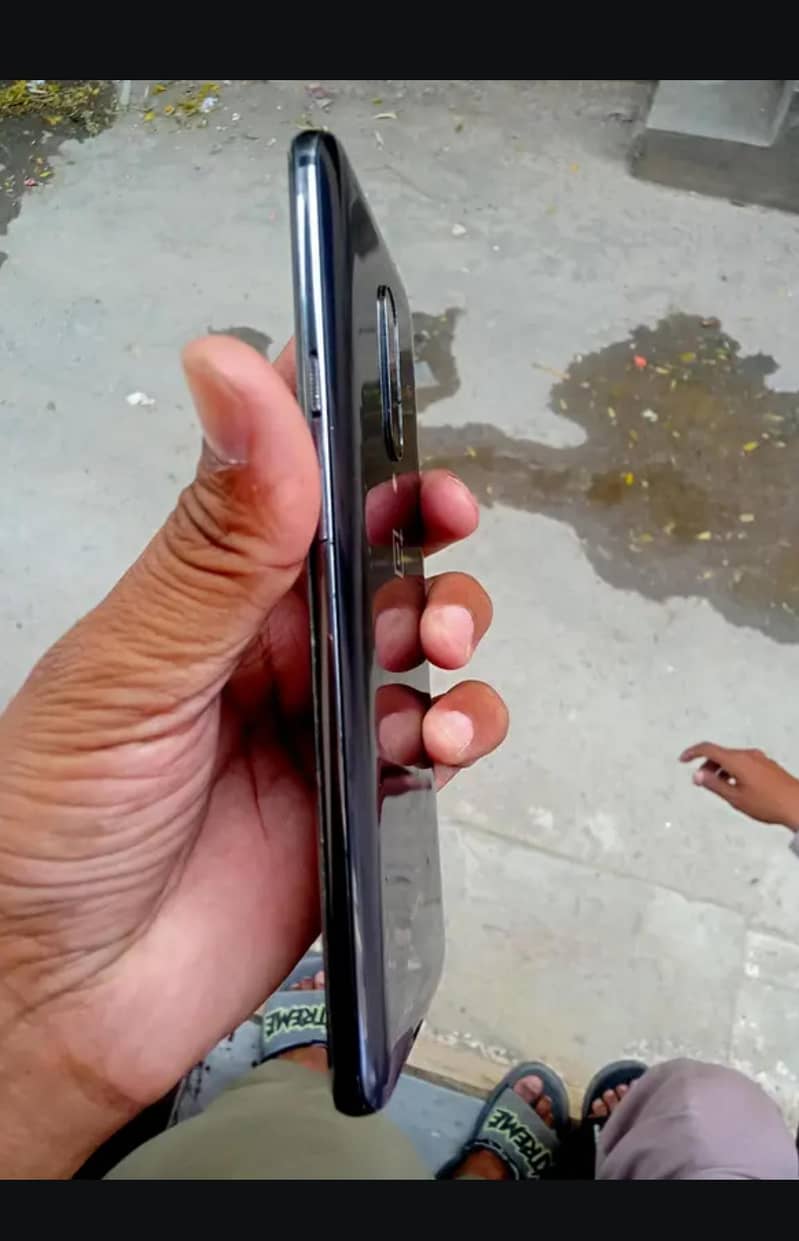 One Plus 7 Pro 1