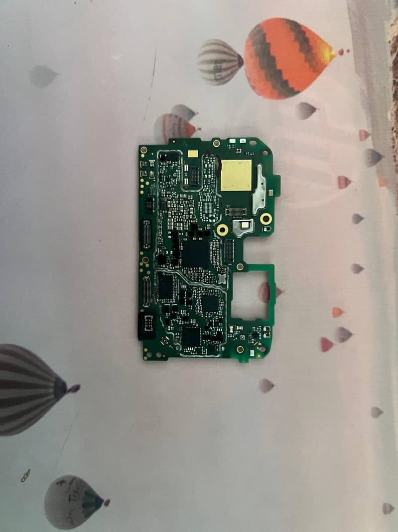 Vivo V21 d 1