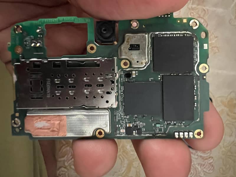 Vivo V21 d 15