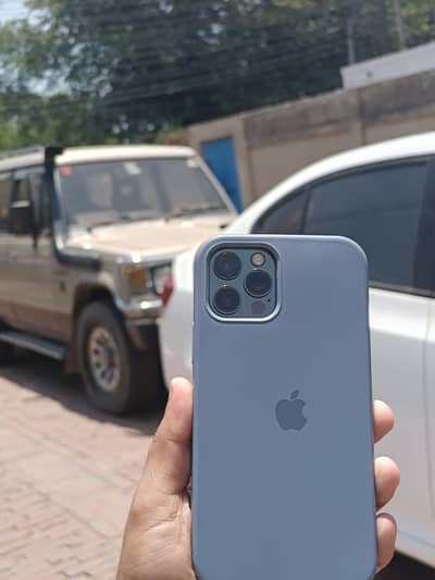 Apple iPhone 12 Pro
