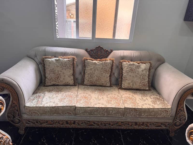 Sofa sets 7 seaters 1