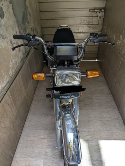 HONDA CD 70 2024
