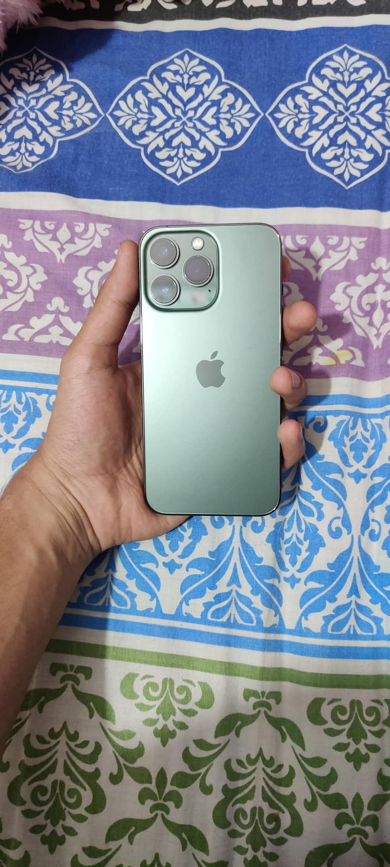 Apple iPhone 13 Pro 0