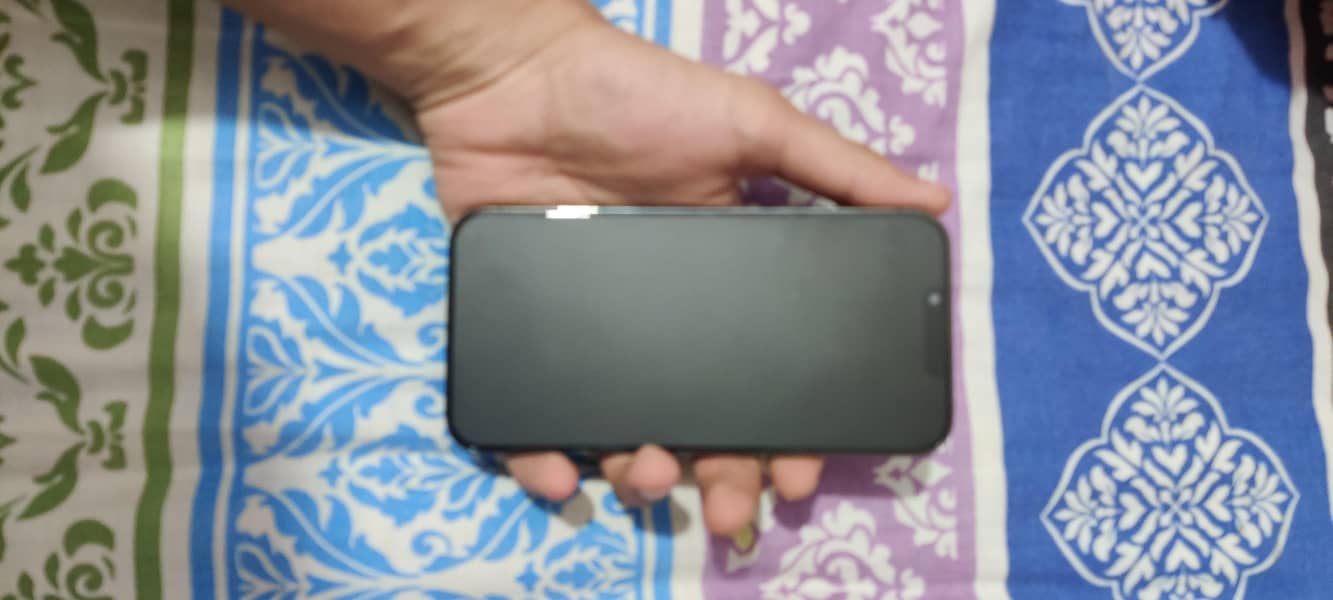 Apple iPhone 13 Pro 2