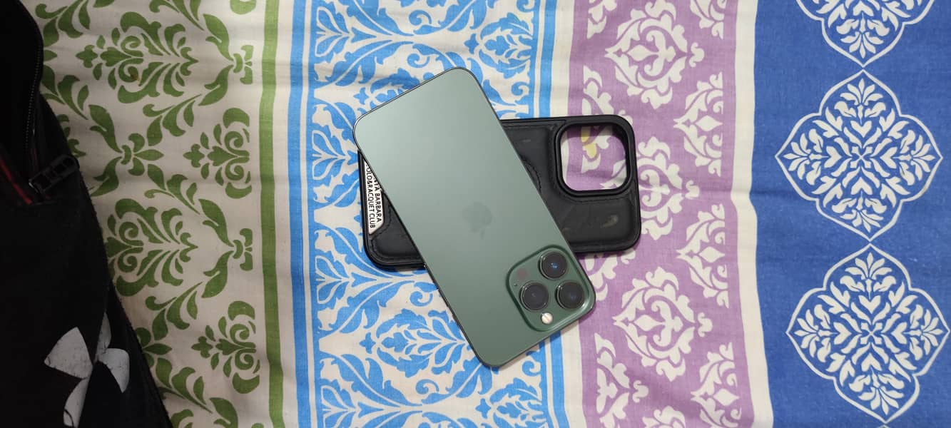 Apple iPhone 13 Pro 9