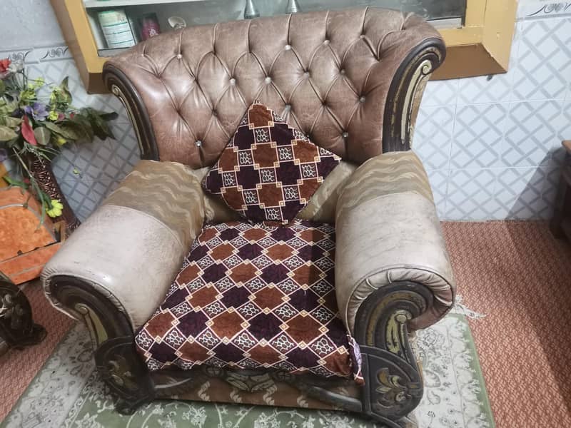 5 seater sofa 3