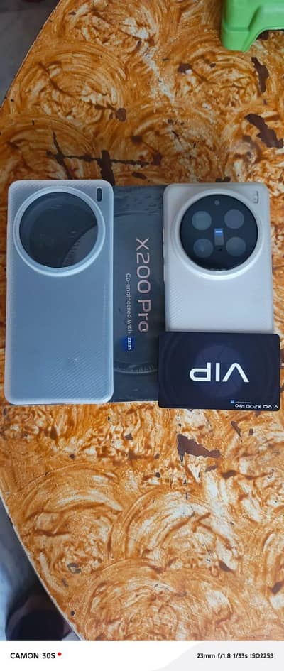 vivo x 200 pro 16/512  03054787879