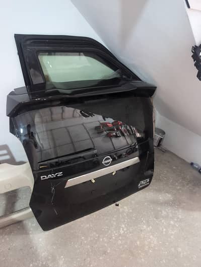 Nissan Dayz Door Trunk digi