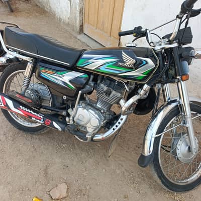 Honda CG 125 2023 model