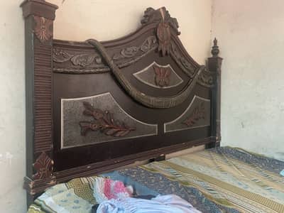 King Bed Used