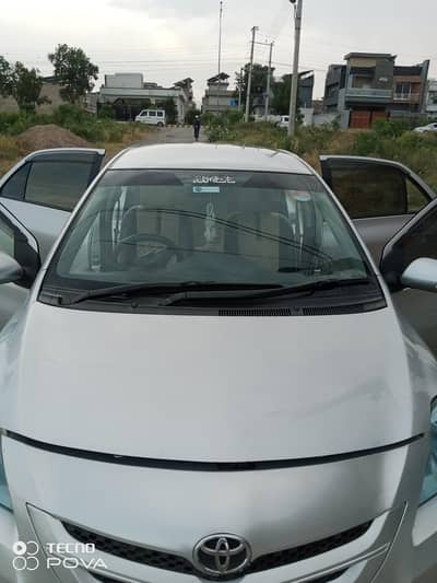 Toyota Belta 2006