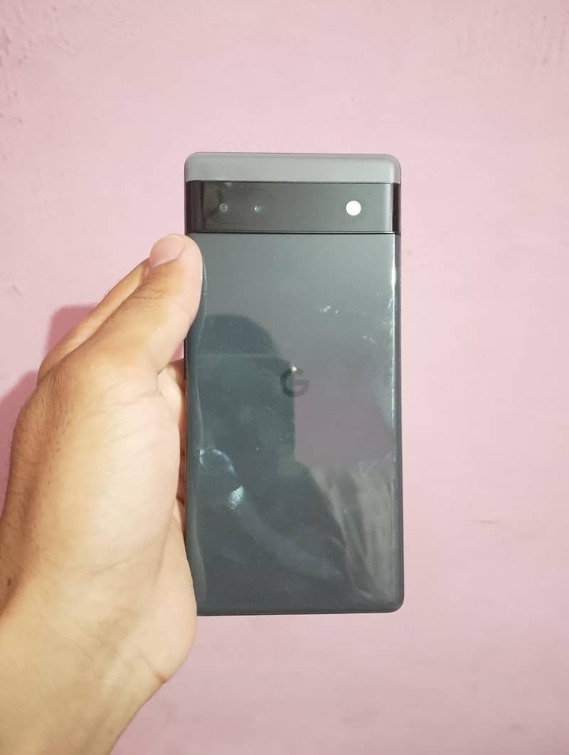 Google Pixel 6a 1