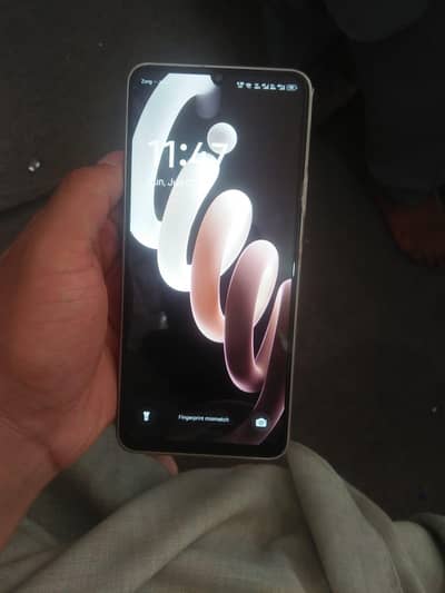Itel City 100