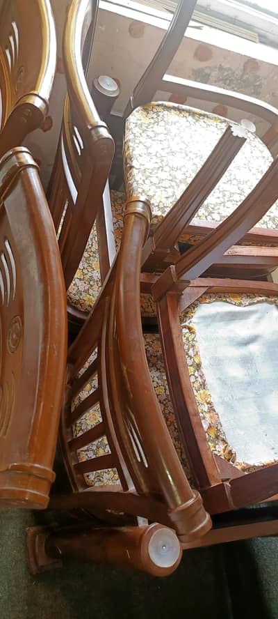 Dinning Table