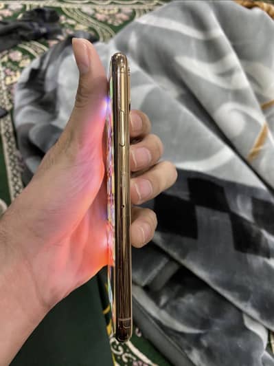 Apple iPhone XS
