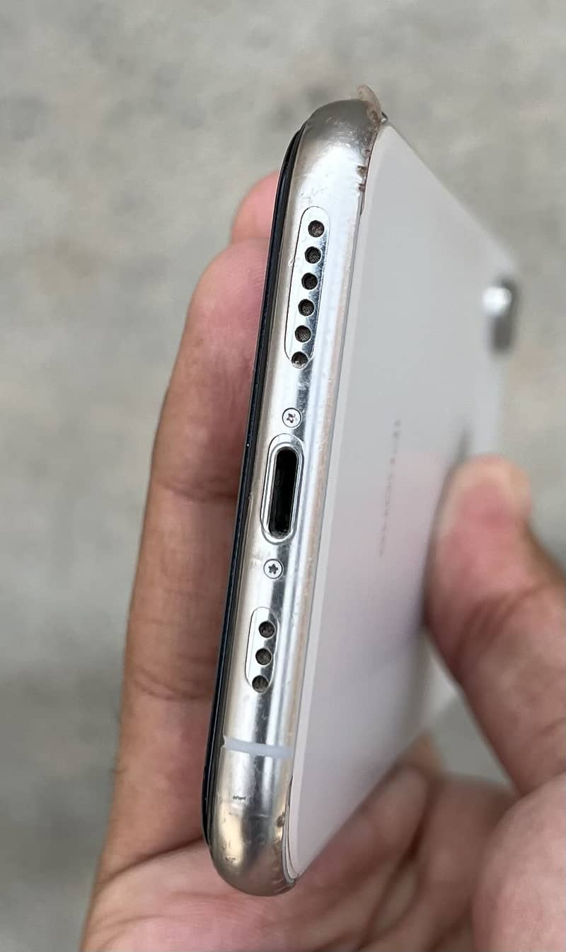 iPhone xs 1
