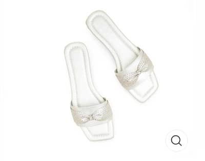 Selling brand new Stylo chappal