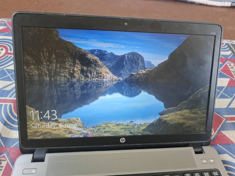 HP ProBook 5